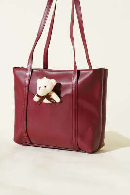 Ayıcık Detaylı Uzun Kulplu Kadın Çanta Bordo - ŞENTÜRK ÇANTA