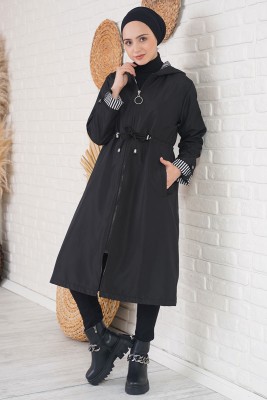 Bileği Çizgili Kapüşonlu Siyah Trençkot
