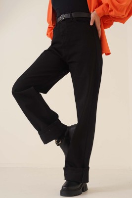 Boru Paça Siyah Jean Pantolon 