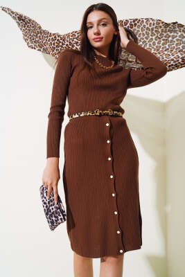 Boydan Düğmeli Midi Etekli Fitilli Triko Takım Kahve - Triko