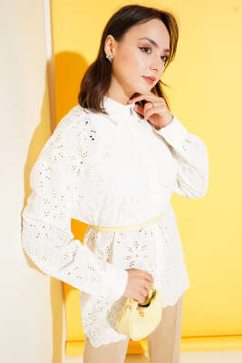 Çiçek Brodeli Gömlek Beyaz