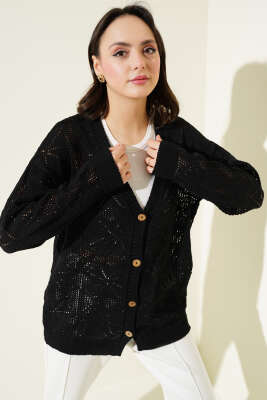 Çiçek Örgülü Düğmeli Triko Hırka Siyah 