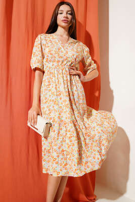 Çiçekli Bel Lastikli Kısa Kol Elbise Pudra - Kadın Giyim Modelleri