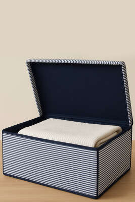 Çizgili Kapaklı Mega Kutu Hurç Lacivert