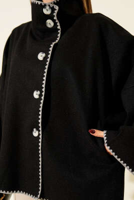 Dikiş Detaylı Düğmeli Kaşe Panço Siyah - Kadın Giyim Modelleri