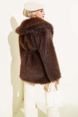 Geniş Yaka Kürklü Mont Kahve - Mont