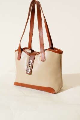 Fermuarlı Kilit Detaylı Kol Çanta Bej Taba 