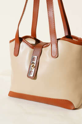 Fermuarlı Kilit Detaylı Kol Çanta Bej Taba - Kol Çantası