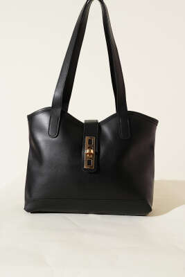 Fermuarlı Kilit Detaylı Kol Çanta Siyah - Kol Çantası