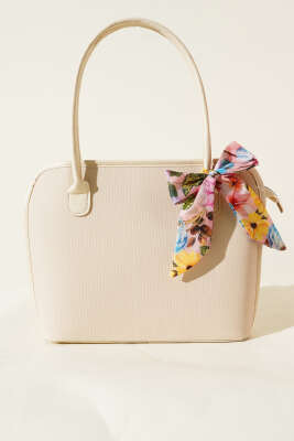 Fular Detaylı Fermuarlı Kol Çanta Krem - Kol Çantası