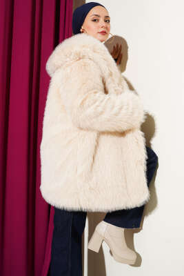 Geniş Yaka Kürklü Mont Bej 