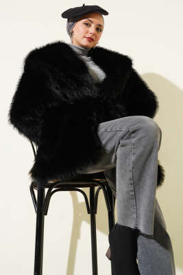 Geniş Yaka Kürklü Mont Siyah - Mont