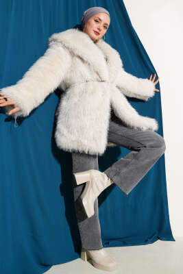 Geniş Yaka Kürklü Mont Taş - Mont