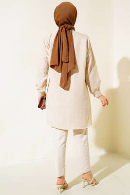 Göğsü Çift Cepli Salaş Gömlek Bej - Gömlek