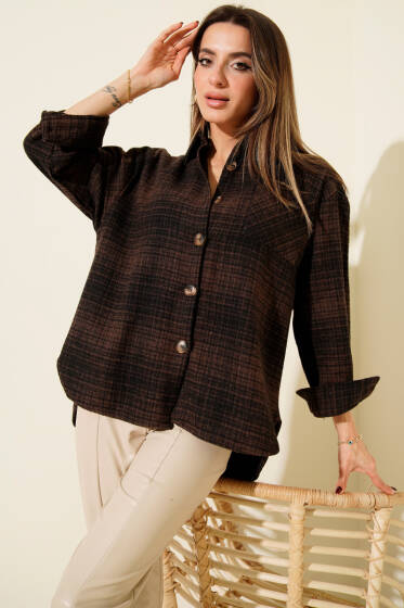 Göğüs Cepli Ekoseli Oduncu Gömlek Kahve - Kadın Giyim Modelleri