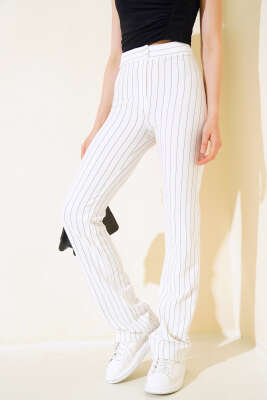 İnce Çizgili İspanyol Paça Pantolon Beyaz - TİLLE