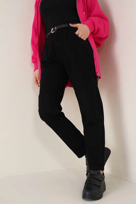 İnce Kemerli Dar Paça Pantolon Siyah