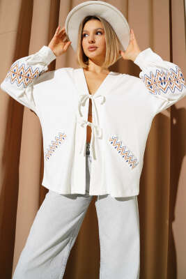 İp Bağcıklı Nakışlı Hırka Beyaz 