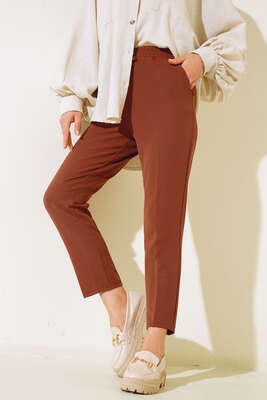 İp Detaylı Beli Lastikli Dar Paça Kiremit Pantolon 