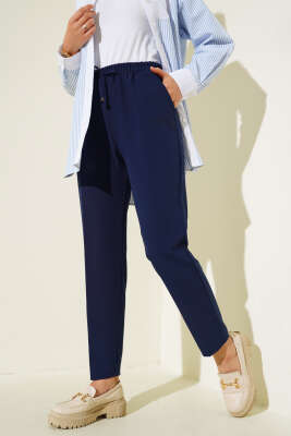 İp Detaylı Beli Lastikli Dar Paça Parlement Pantolon 