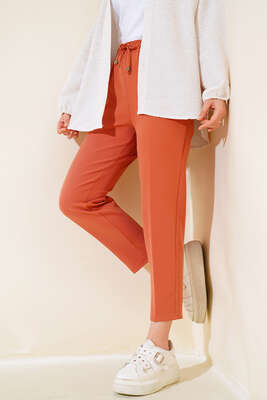 İp Detaylı Beli Lastikli Dar Paça Tarçın Pantolon 