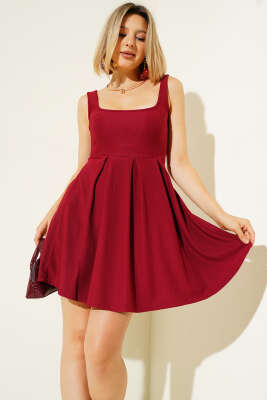 Kare Yaka Pileli Kaşkorse Mini Elbise Bordo - Kadın Giyim Modelleri