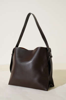 Kemer Tokalı Kol Çanta Acı Kahve 