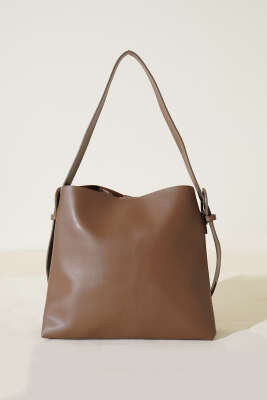 Kemer Tokalı Kol Çanta Açık Kahve - Kol Çantası