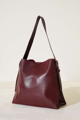 Kemer Tokalı Kol Çanta Bordo 