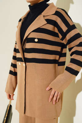 Kruvaze Yaka Salaş Triko İkili Takım Büsküvi Siyah - Triko