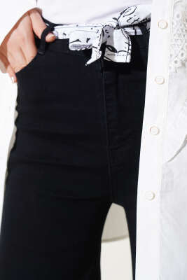 Kuşaklı Geniş Paça Kot Pantolon Siyah - Pantolon