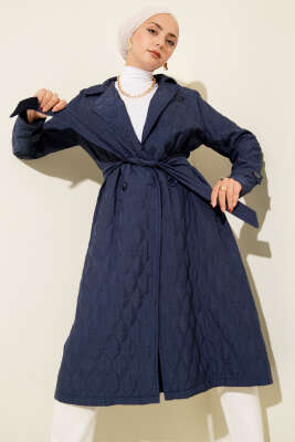 Kuşaklı Kapitone Kap Lacivert - MUSTİ