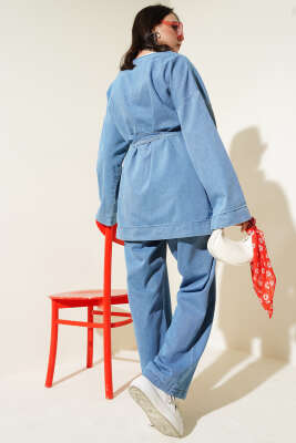 Metal Düğmeli Kuşaklı Kot İkili Takım Açık Mavi - İkili Takım