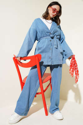 Metal Düğmeli Kuşaklı Kot İkili Takım Açık Mavi - İkili Takım