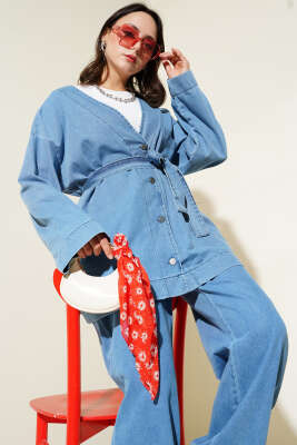 Metal Düğmeli Kuşaklı Kot İkili Takım Açık Mavi - İkili Takım