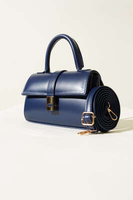 Mıknatıslı El Çantası Lacivert 