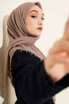 Mini Boncuk Detaylı Eşarp Vizon 