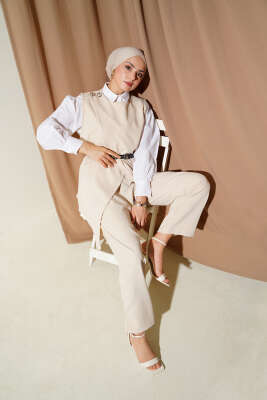 Omuz Düğmeli Kemerli Yelek İkili Takım Bej 