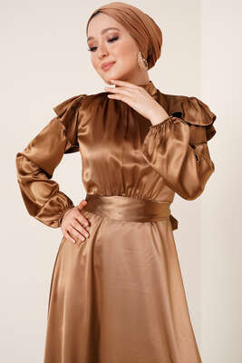 Omuz Fırfırlı Saten Elbise Camel - Tesettür Elbise