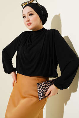 Omuz Vatkalı Degaje Yaka Sandy Bluz Siyah