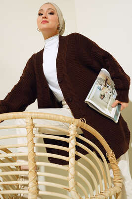 Önden Düğmeli Örgü Hırka Kahve 