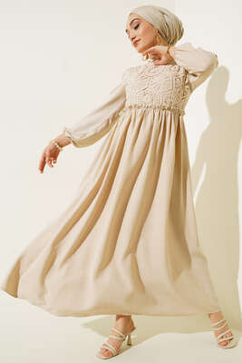 Önü Dantel Örgü Detaylı Elbise Bej - Tesettür Elbise