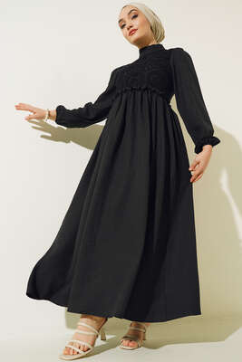 Önü Dantel Örgü Detaylı Elbise Siyah 