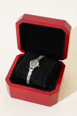 Oval Hasır Kordonlu Kadın Saat Gümüş 