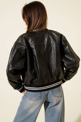 Torba Cepli Ribanalı Kısa Deri Ceket Siyah - Kadın Giyim Modelleri