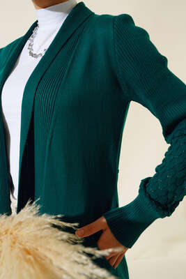 Üzüm Kol Bağcıklı Uzun Hırka Zümrüt - Hırka