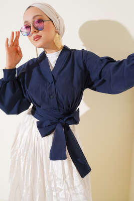 V Yaka Bağlamalı Kısa Gömlek Lacivert 