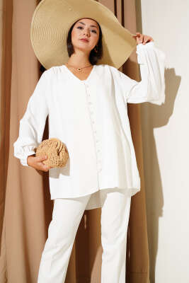 V Yaka Önü Brit Düğmeli Gömlek Beyaz 