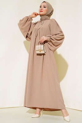 Yakası Bağlamalı Balon Kol Elbise Vizon 