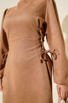 Yan İp Bağlamalı Süet Elbise Latte - Elbise